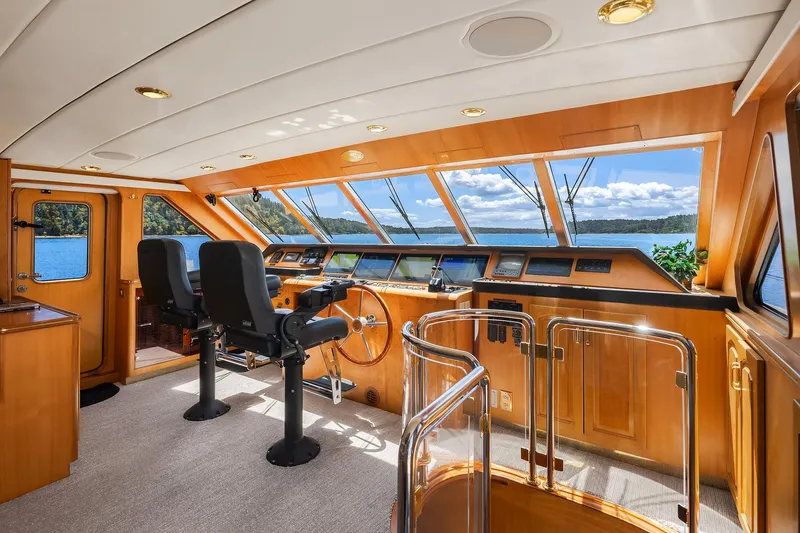 Slide: The Image of Pilothouse - 29