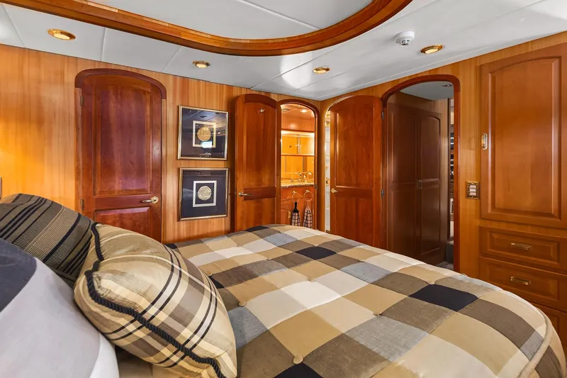 Slide: The Image of Master Stateroom - 33