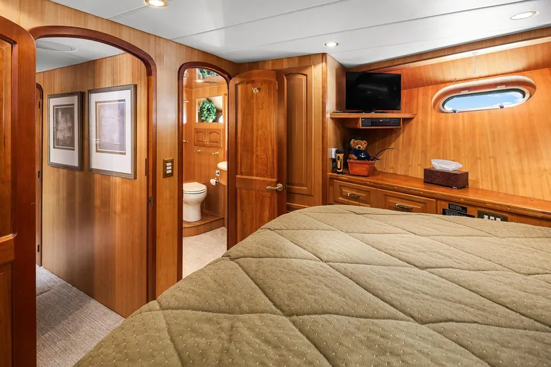 Slide: The Image of VIP Stateroom - 38