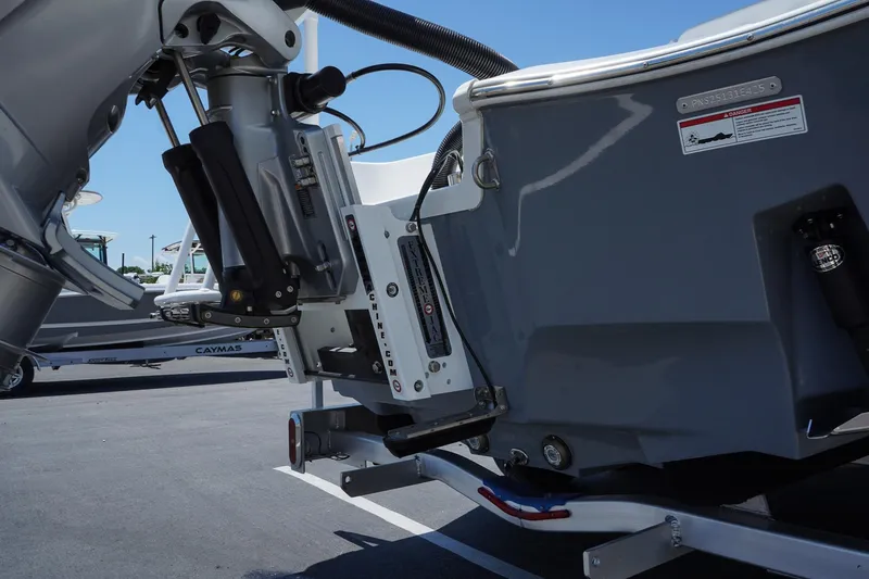 Slide: The Image of 2025 Blazer 2550 GTS boat engine mount and hydraulic system. - 7