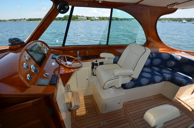 Slide: The Image of Helm Seat - 15