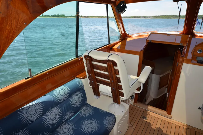 Slide: The Image of Nav Seat - 17