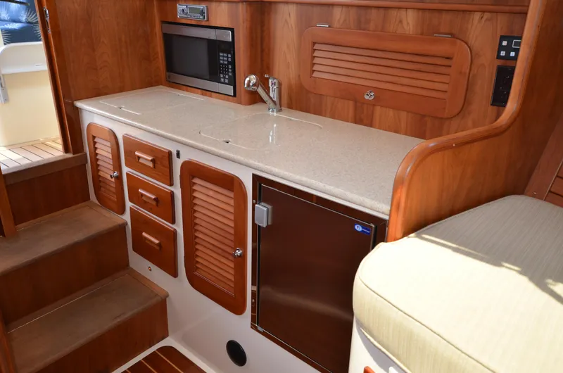 Slide: The Image of Galley Aft - 21