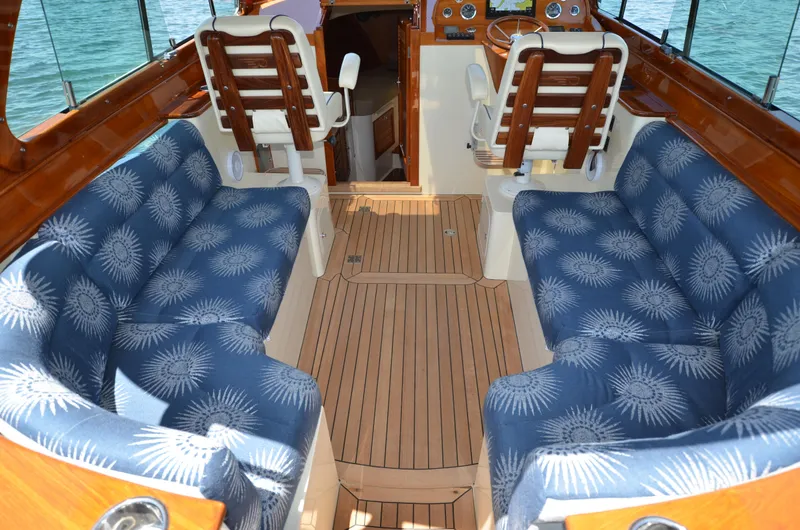Slide: The Image of Pilothouse Settees - 6