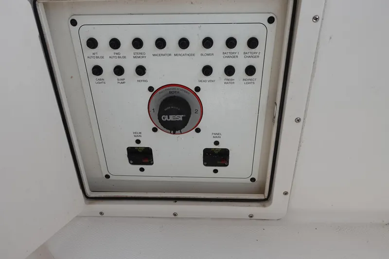 Slide: The Image of Chaparral 260 Signature 2003 - 7