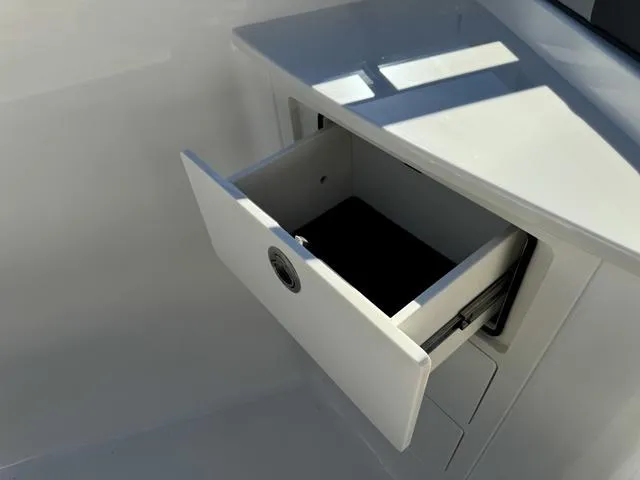 Slide: The Image of Robalo R360 Center Console 2024 - 100