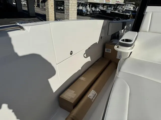 Slide: The Image of Robalo R360 Center Console 2024 - 58