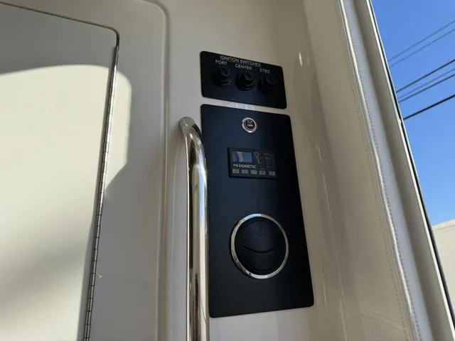 Slide: The Image of Robalo R360 Center Console 2024 - 64