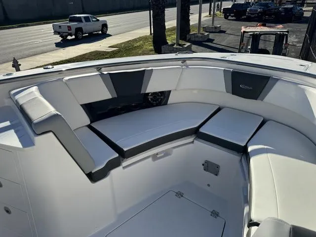 Slide: The Image of Robalo R360 Center Console 2024 - 77