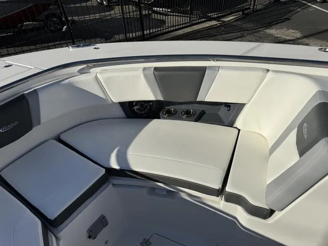 Slide: The Image of Robalo R360 Center Console 2024 - 78