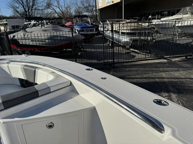 Slide: The Image of Robalo R360 Center Console 2024 - 84