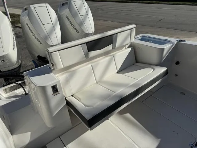 Slide: The Image of Robalo R360 Center Console 2024 - 96
