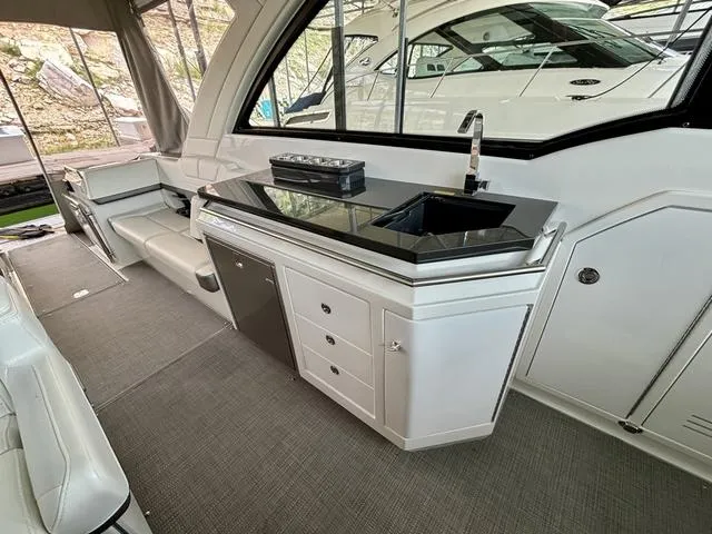 Slide: The Image of Formula 380 Super Sport Crossover 2022 - 100