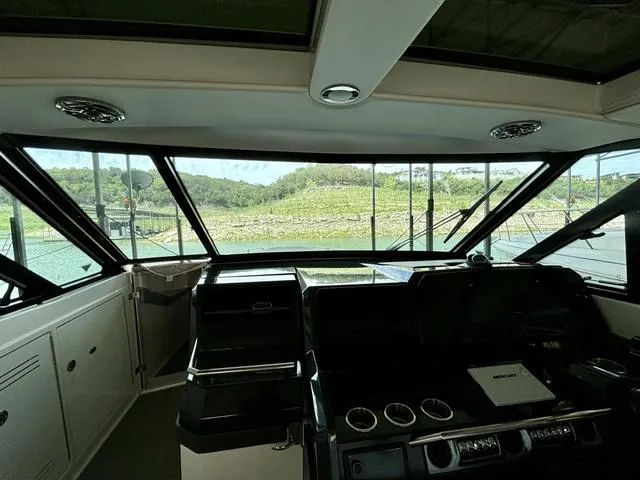 Slide: The Image of Formula 380 Super Sport Crossover 2022 - 52