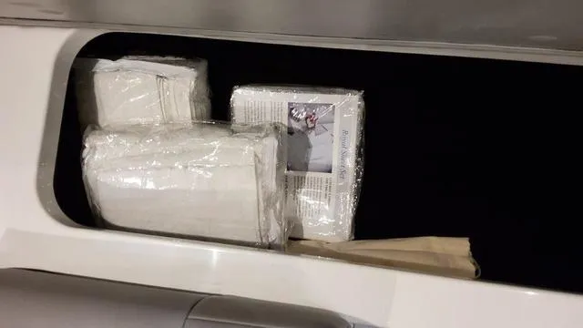 Slide: The Image of Formula 380 Super Sport Crossover 2022 - 82