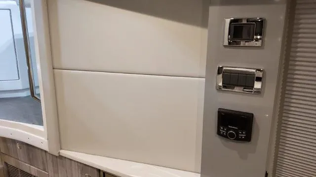 Slide: The Image of Formula 380 Super Sport Crossover 2022 - 84