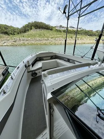 Slide: The Image of Formula 380 Super Sport Crossover 2022 - 99