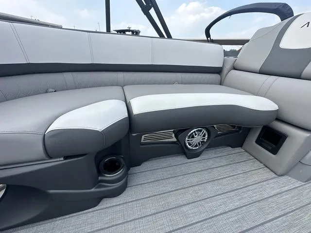 Slide: The Image of Luxurious seating area on the 2024 Avalon Catalina 25' Quad Lounger boat. - 43