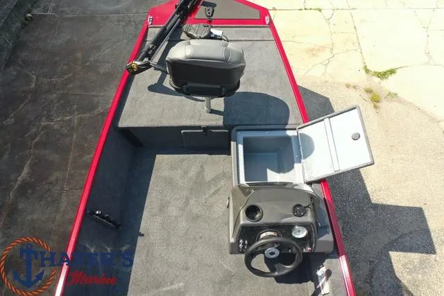 Slide: The Image of Tracker Bass Tracker Classic XL 2024 - 17