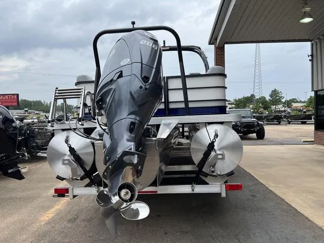 Slide: The Image of Veranda VS25RCT 2025 - 6