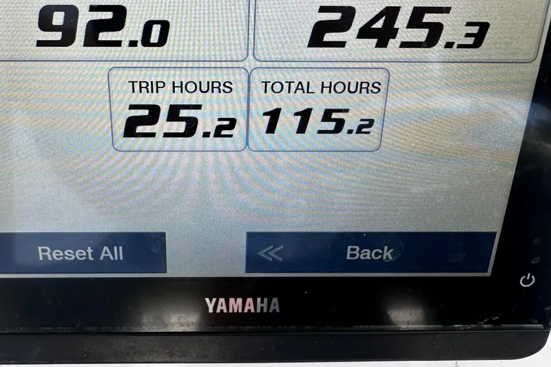 Slide: The Image of Yamaha display showing trip and total hours for 2022 Sea Fox 249 Avenger. - 13