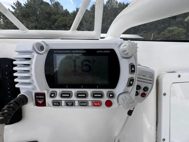 Slide: The Image of Standard Horizon Explorer radio on 2022 Sea Fox 249 Avenger boat. - 15