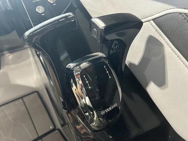 Slide: The Image of Yamaha 255XE 2024 - 12