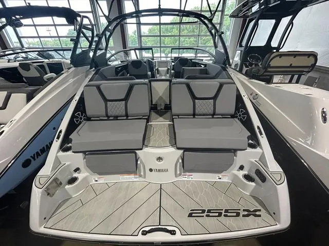 Slide: The Image of Yamaha 255XE 2024 - 4