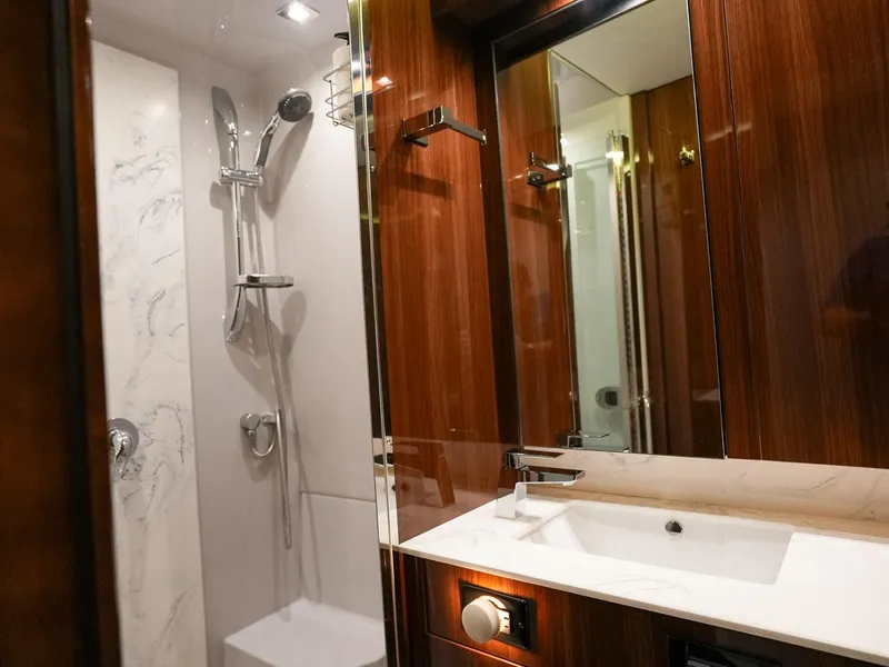 Slide: The Image of Cruisers Yachts 50 Cantius 2021 - 56