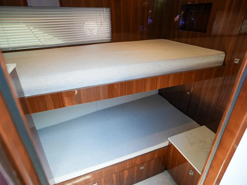 Slide: The Image of Cruisers Yachts 50 Cantius 2021 - 72