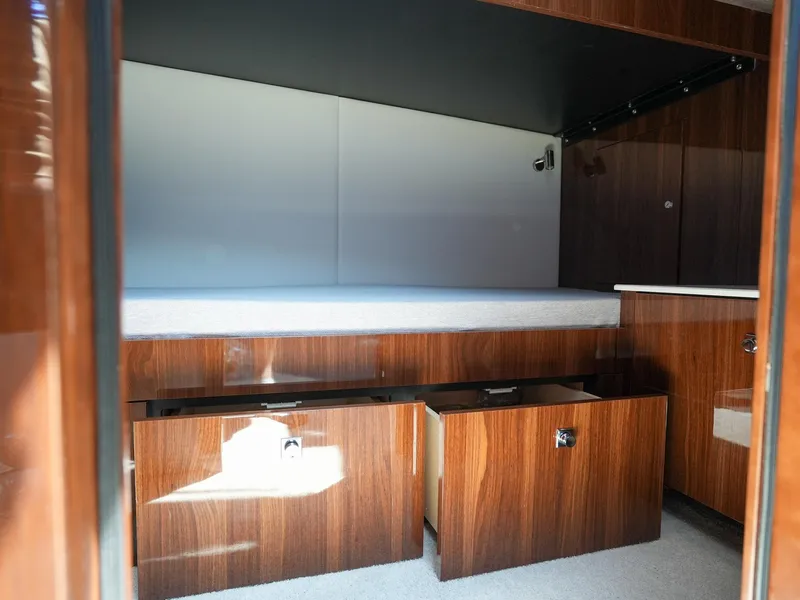 Slide: The Image of Cruisers Yachts 50 Cantius 2021 - 75