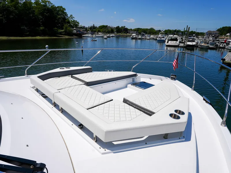 Slide: The Image of Cruisers Yachts 50 Cantius 2021 - 78