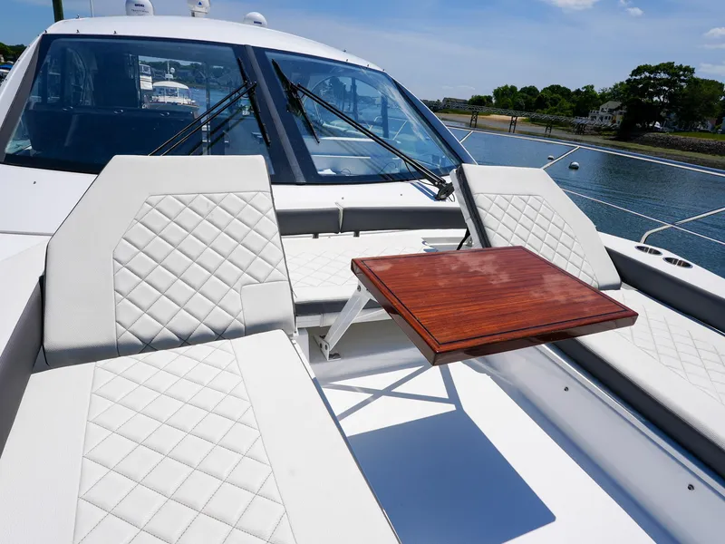 Slide: The Image of Cruisers Yachts 50 Cantius 2021 - 81