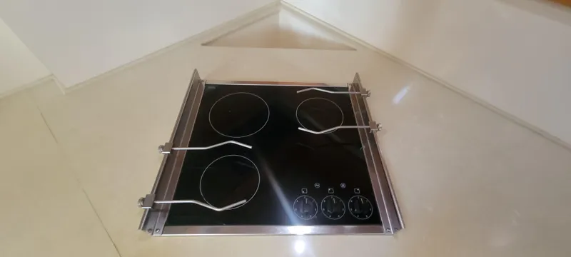 Slide: The Image of Stovetop on 2013 Azimut 45 Flybridge yacht kitchen counter. - 49