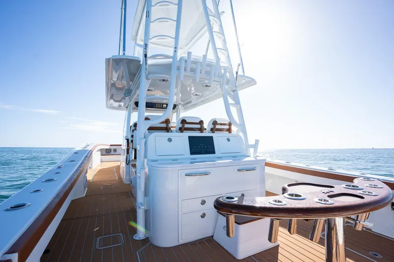 Slide: The Image of 2022 Freeman 47 yacht interior with modern amenities and ocean view. - 21