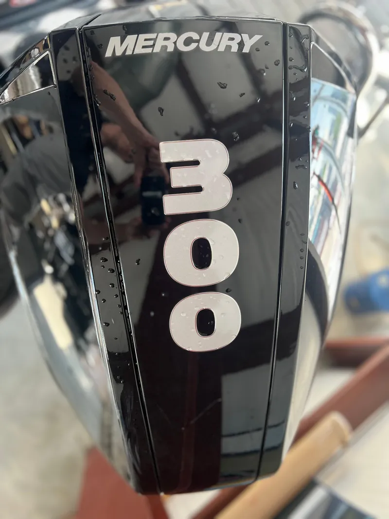 Slide: The Image of 2024 Harris Solstice 230 with Mercury 300 outboard engine - 27