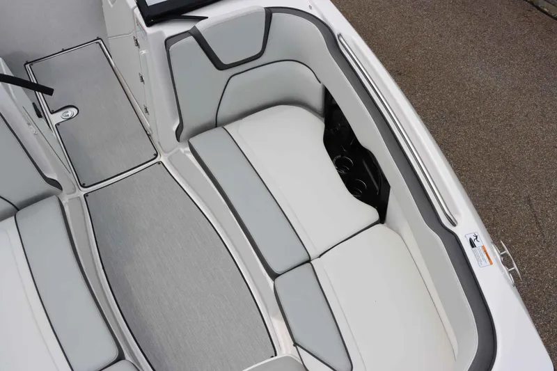 Slide: The Image of Yamaha AR250 2024 - 32