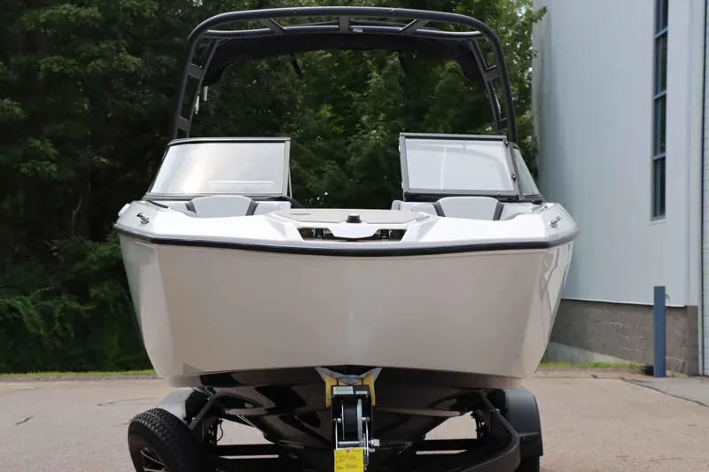 Slide: The Image of Yamaha AR250 2024 - 4