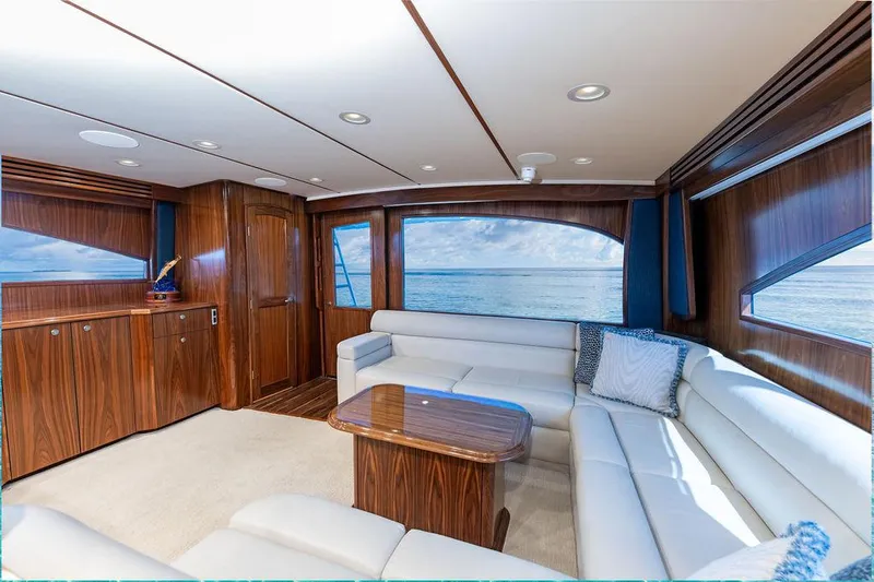 Slide: The Image of Salon - 21