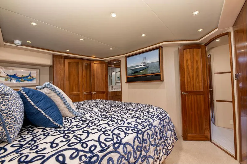 Slide: The Image of Aft Master Cabin - 48