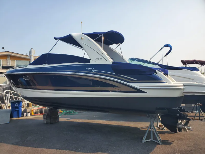 Slide: The Image of Formula Bowrider 290 2015 - 90