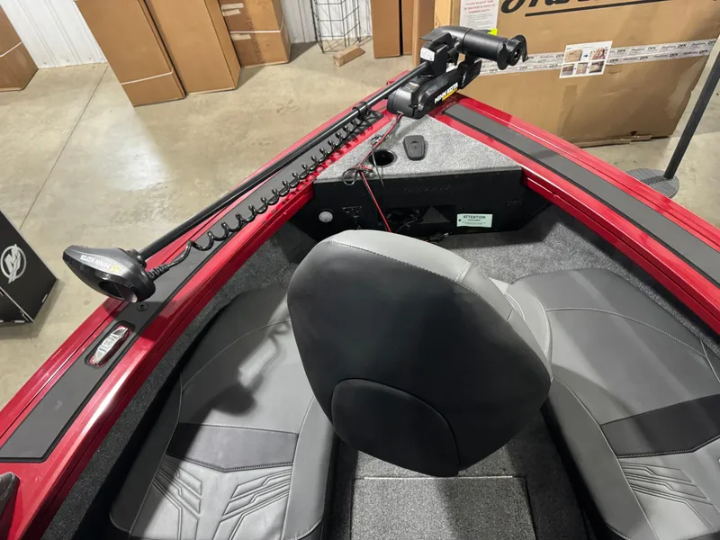 Slide: The Image of Tracker Targa V-18 WT 2023 - 12