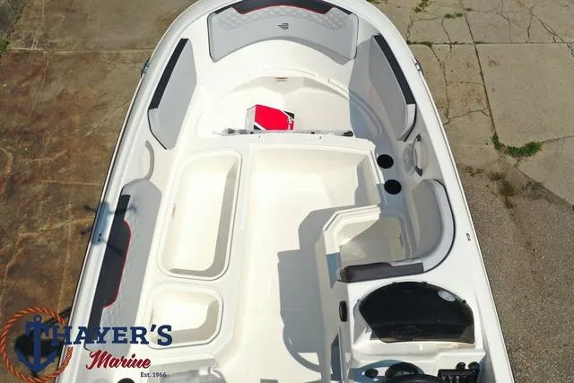 Slide: The Image of 2024 Bayliner M15 boat interior at Hayer's Marine. - 20