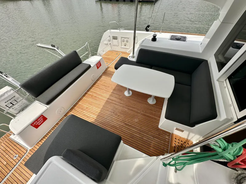 Slide: The Image of Battery switch on 2020 Lagoon 40 catamaran with ropes nearby. - 24