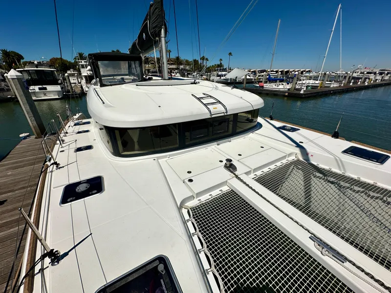 Slide: The Image of Lagoon 40 2020 - 67