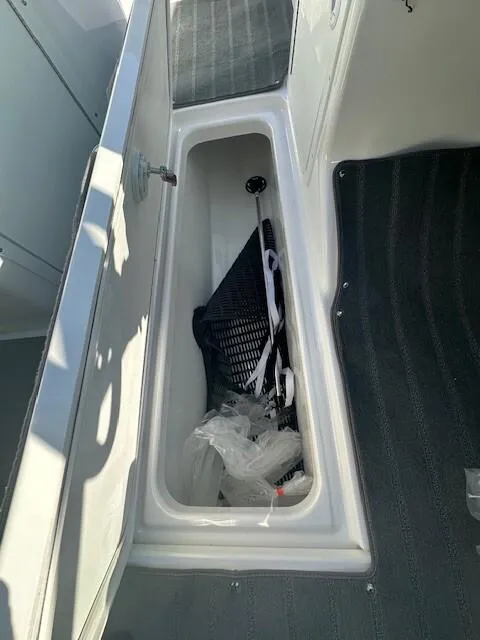 Slide: The Image of Yamaha AR190 2024 - 14