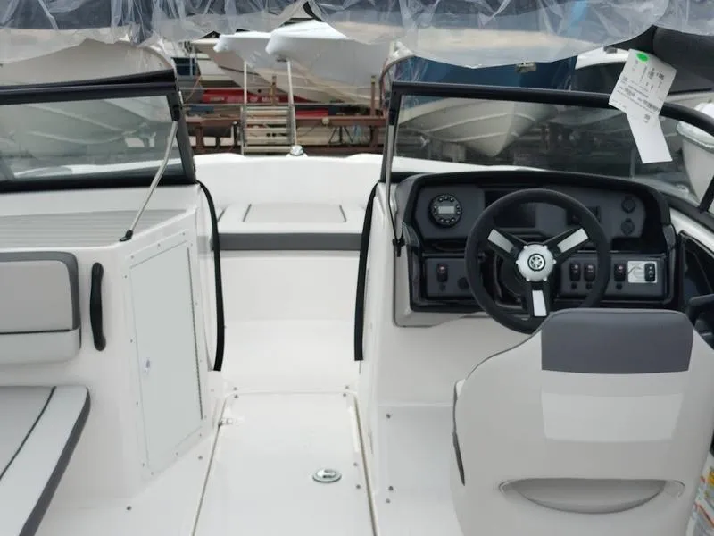 Slide: The Image of Yamaha AR190 2024 - 15