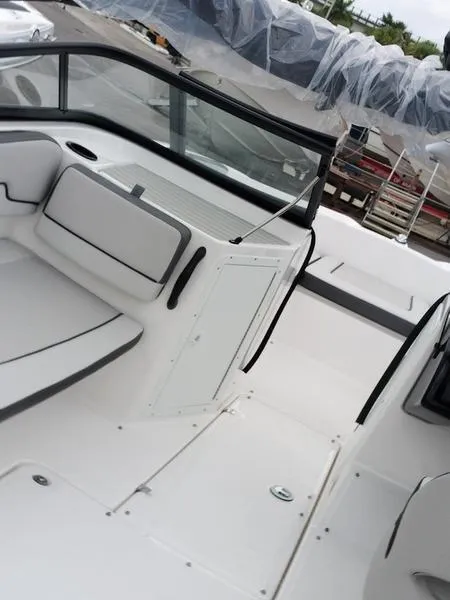 Slide: The Image of Yamaha AR190 2024 - 17