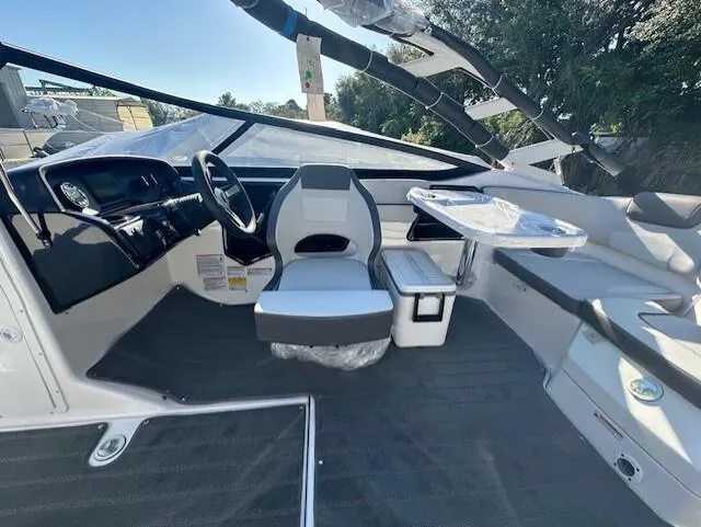 Slide: The Image of Yamaha AR190 2024 - 5