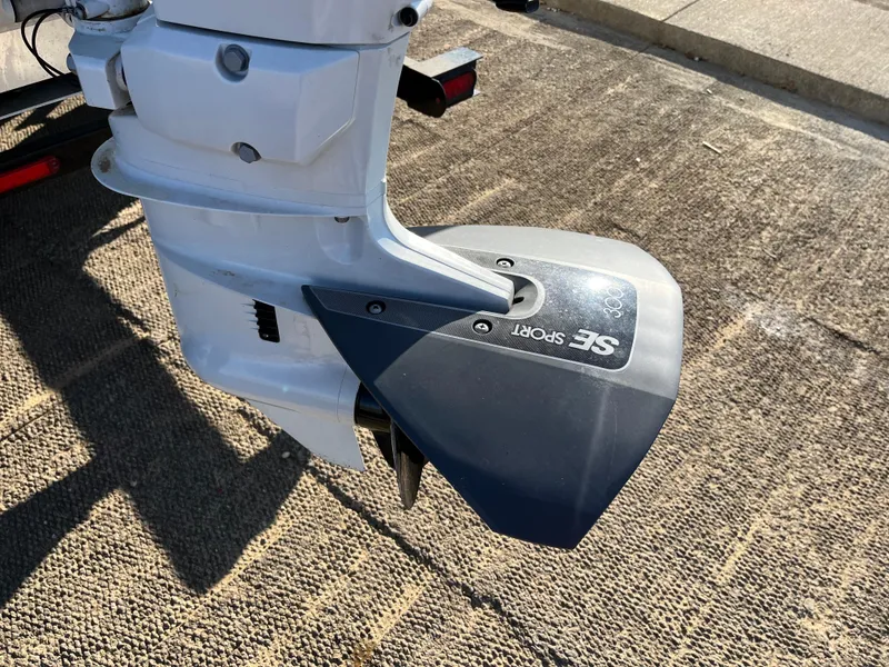 Slide: The Image of Nepallo CW18 2022 boat motor with SE Sport hydrofoil on a sunny day. - 11